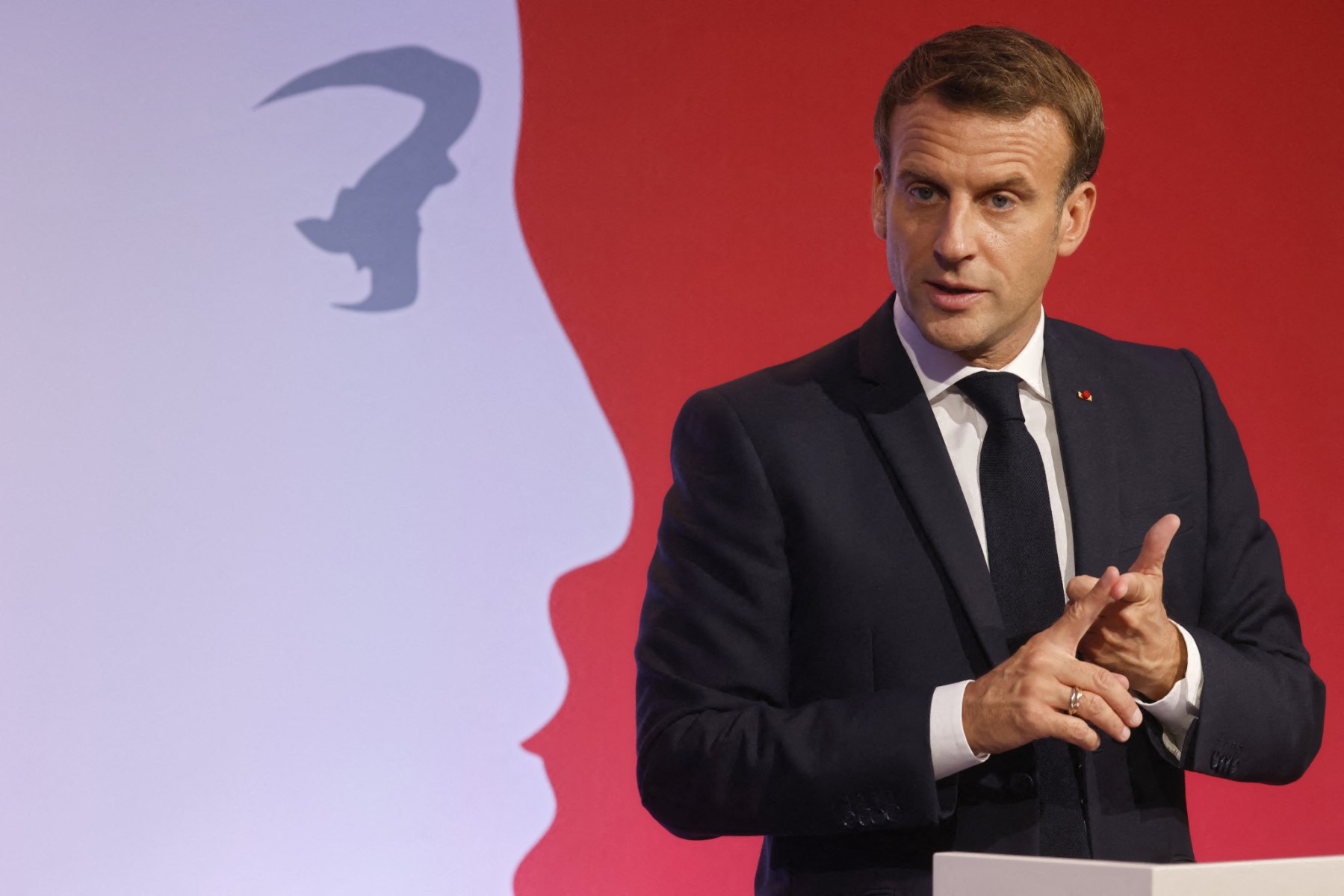 Face à l’islamisme, Macron mise sur une action renforcée et concertée avec les musulmans