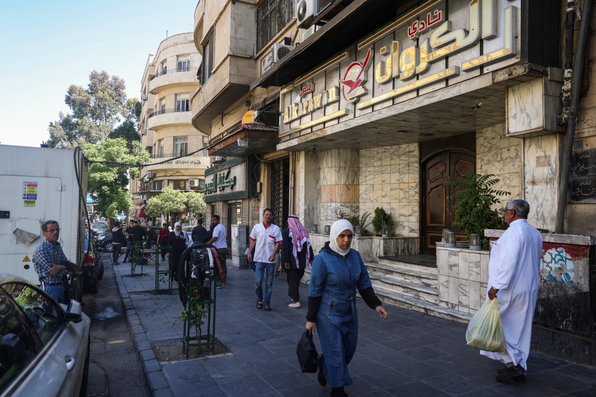 Attaque contre une boîte de nuit à Damas, une femme tuée selon une ONG