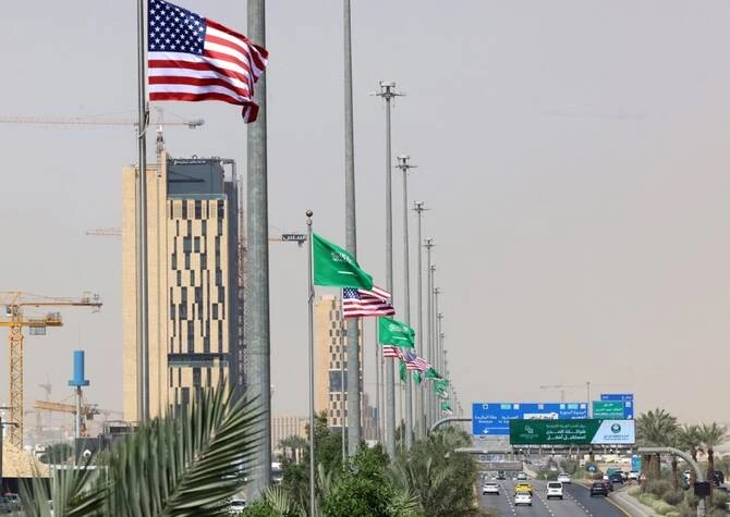 Vivre loin, se sentir chez soi: récits d’Américains en Arabie saoudite
