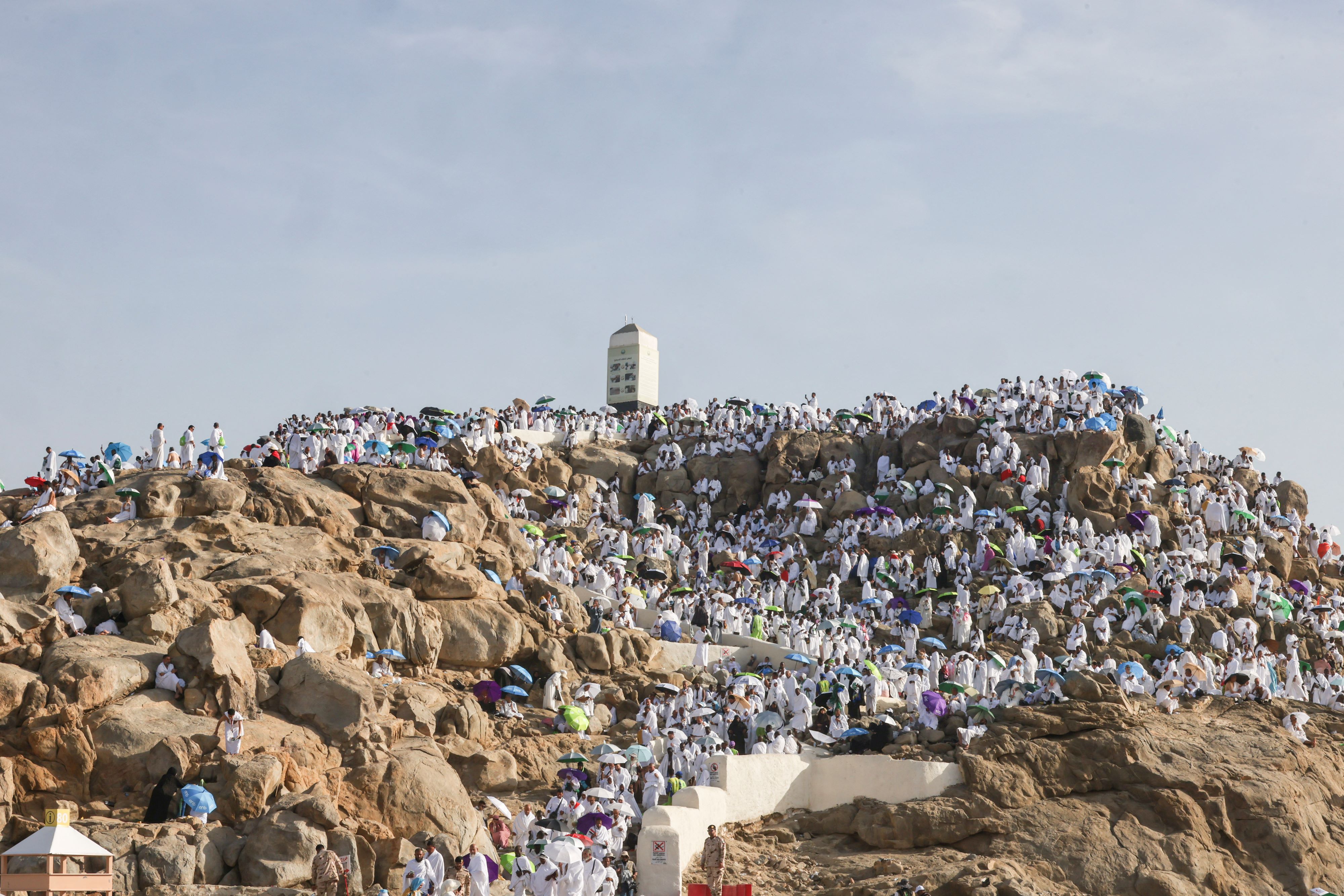 Les fidèles musulmans sur le mont Arafat, étape phare du hajj