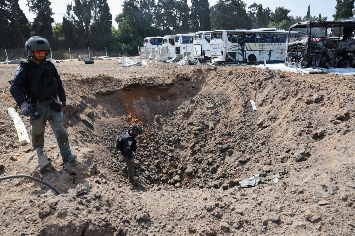 De fortes explosions à Tel-Aviv et Jérusalem après des tirs de missiles iraniens