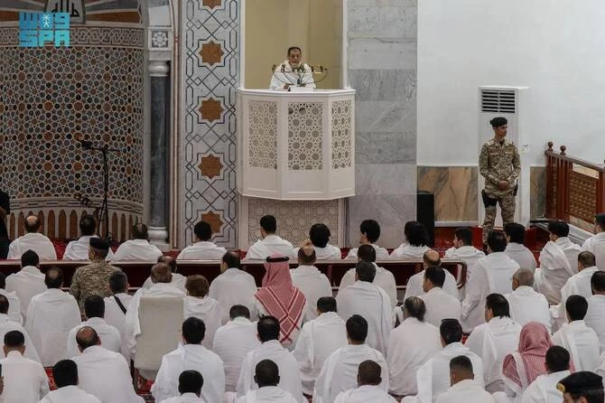 Le sermon d'Arafat met l'accent sur la foi et l'unité