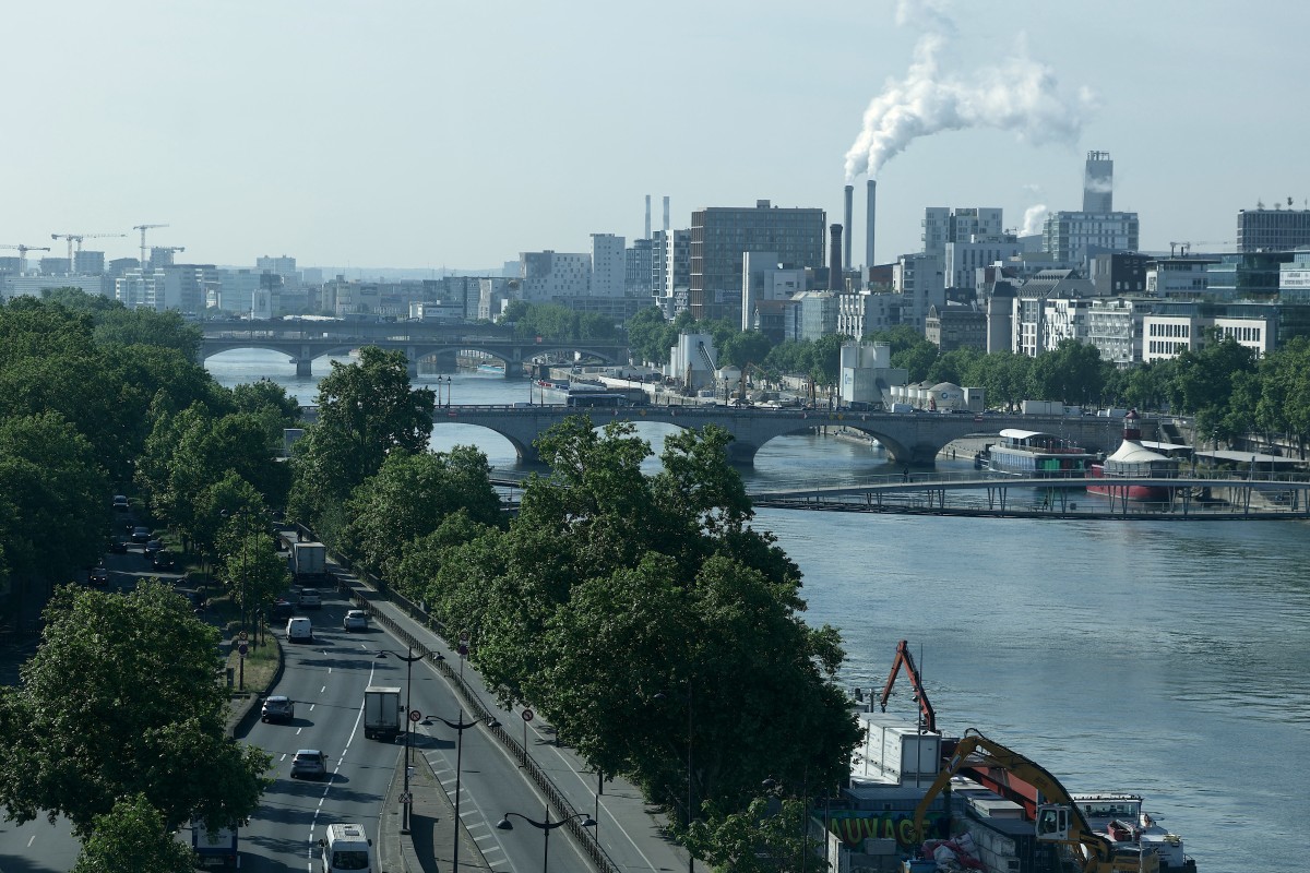 Bercy réunit les entreprises pour leur donner «des preuves d'amour»