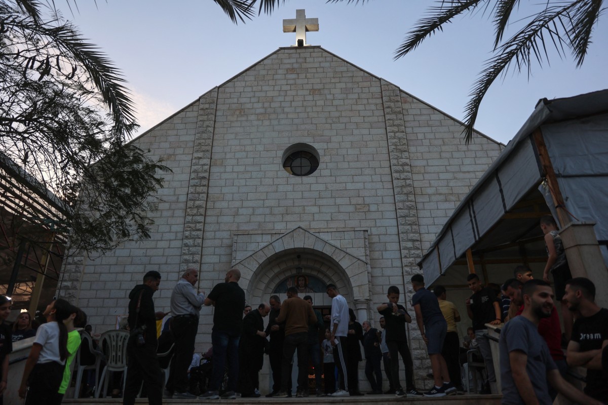 Une frappe sur l'église catholique de Gaza fait plusieurs blessés selon le Patriarcat latin de Jérusalem