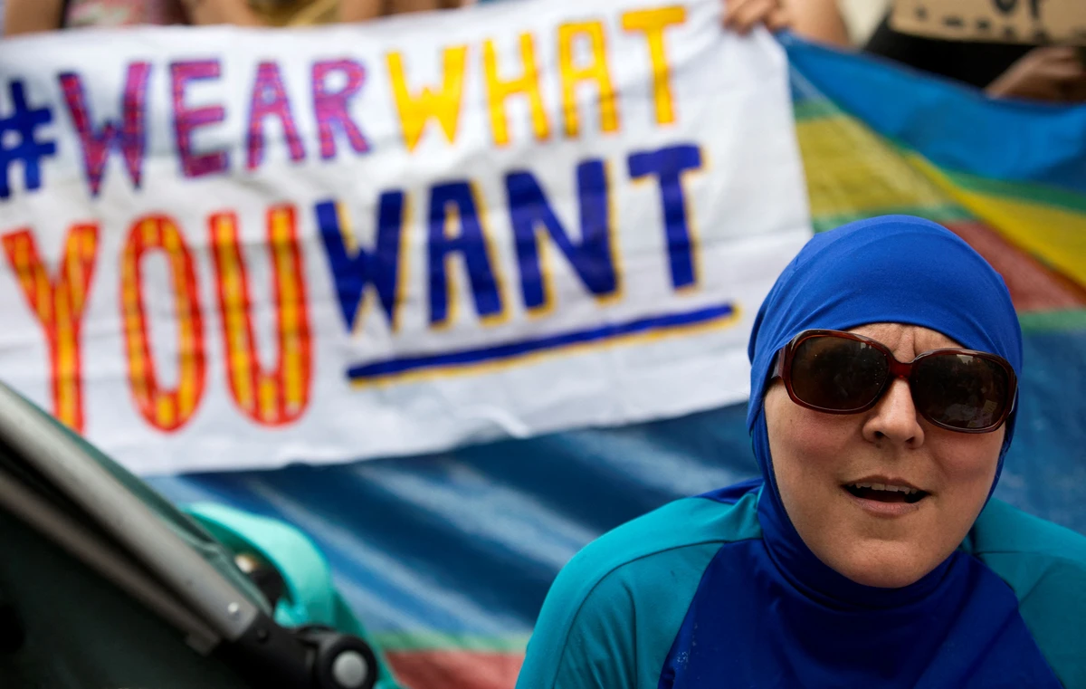 Un tribunal français annule l’interdiction du burkini après qu’une femme a été menacée d’amende