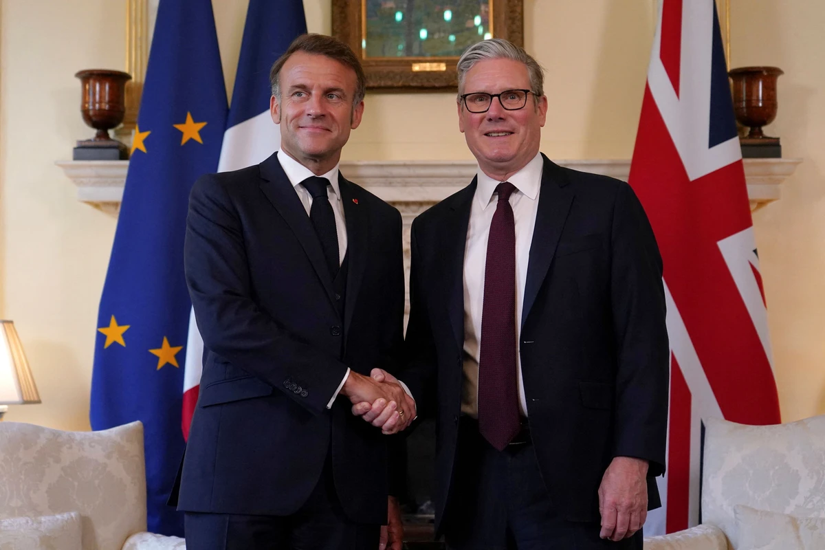 Visite d'Etat: Macron rencontre Starmer, l'immigration au menu des discussions
