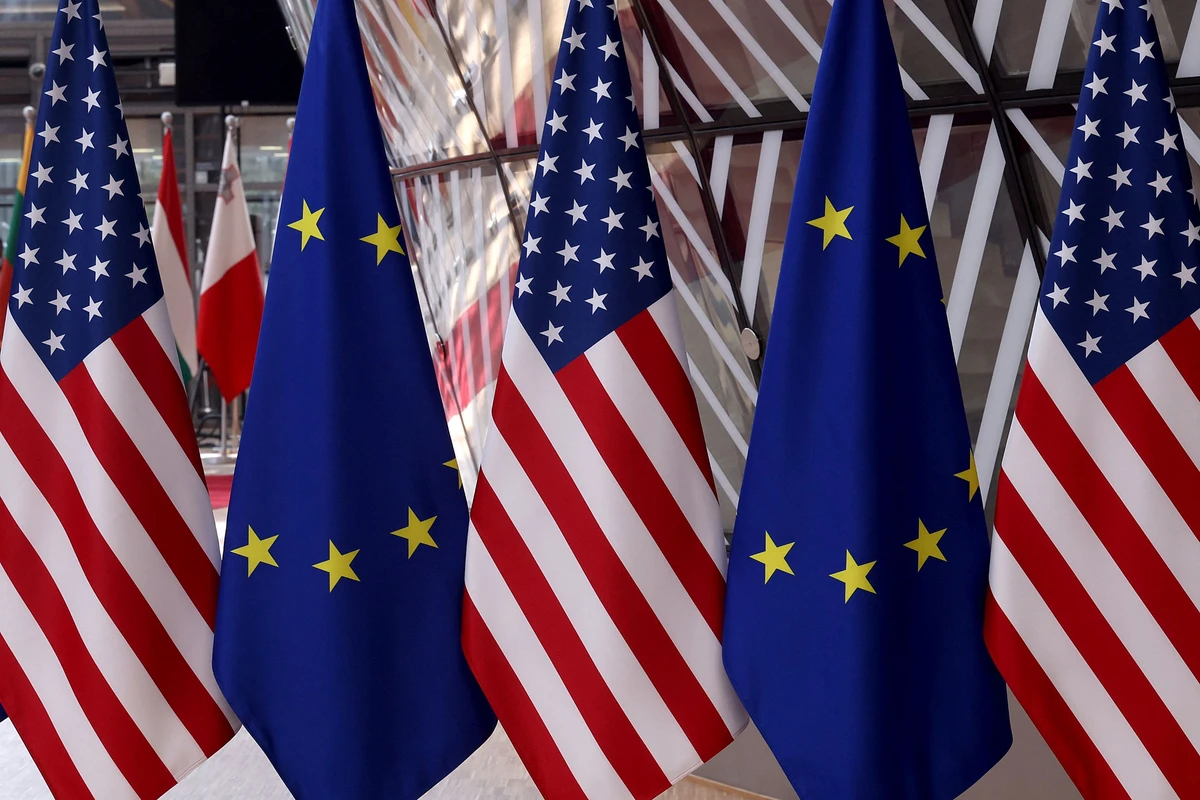 Trump surenchérit en annonçant 30 % de droits de douane pour l'UE et le Mexique