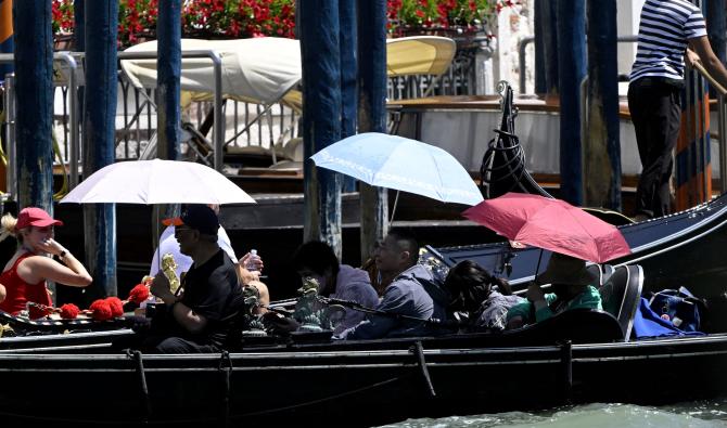 La chaleur s'installe dans le sud de la France, incertitude sur une possible canicule