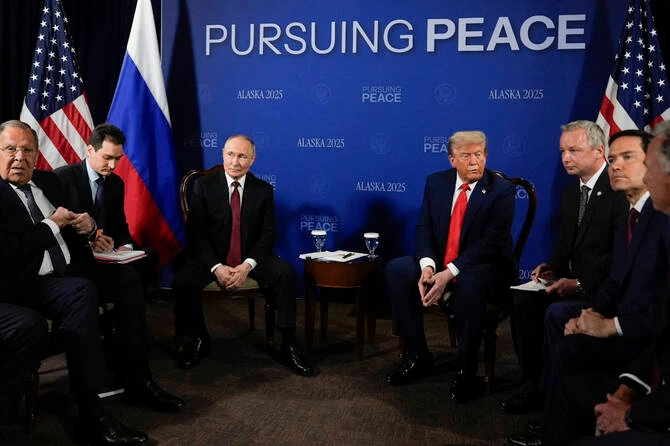 Trump et Poutine se séparent sans dévoiler de plan pour l'Ukraine