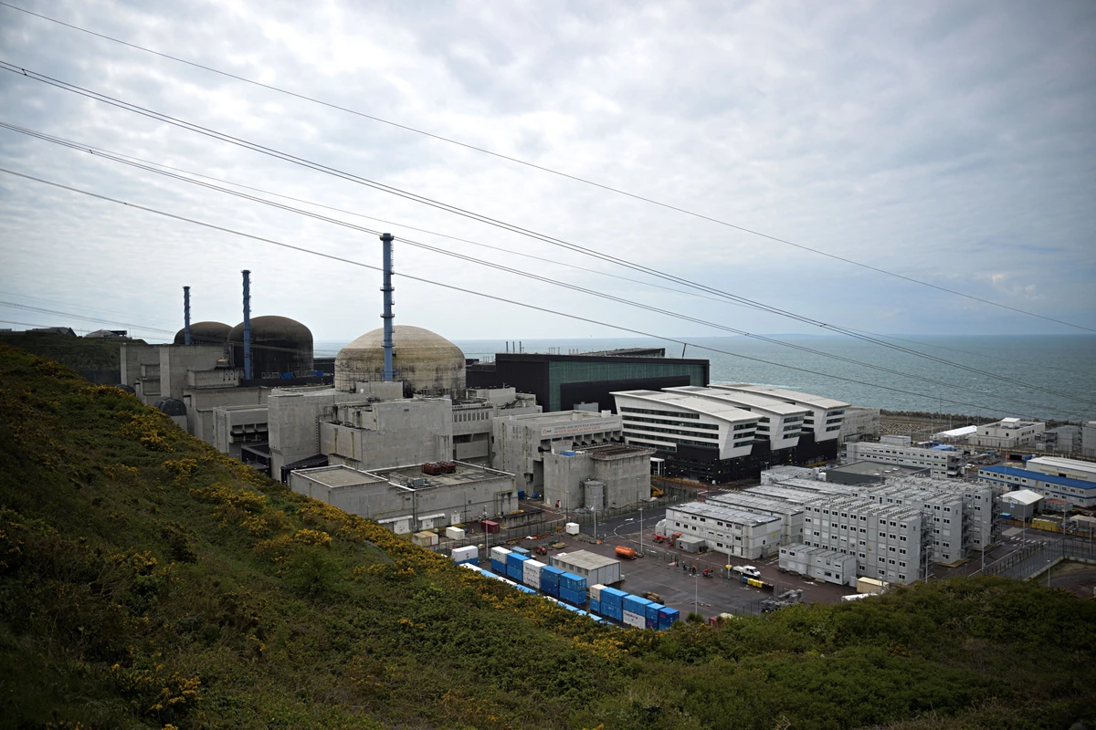France: la pleine puissance du nouveau réacteur nucléaire EPR repoussée à la fin de l'automne