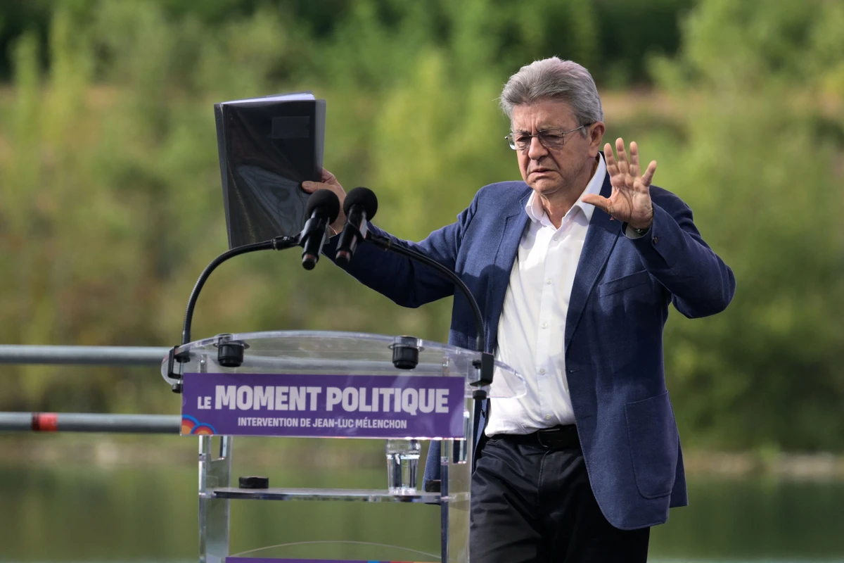 Pour sa rentrée politique, Mélenchon appelle à la grêve générale le 10 septembre