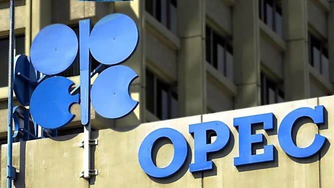 Pétrole : dernière salve de l'Opep+ avant une pause