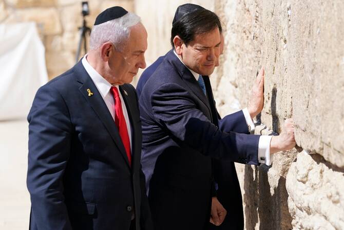 Rubio promet un soutien "indéfectible" à Israël, avant une visite à Doha