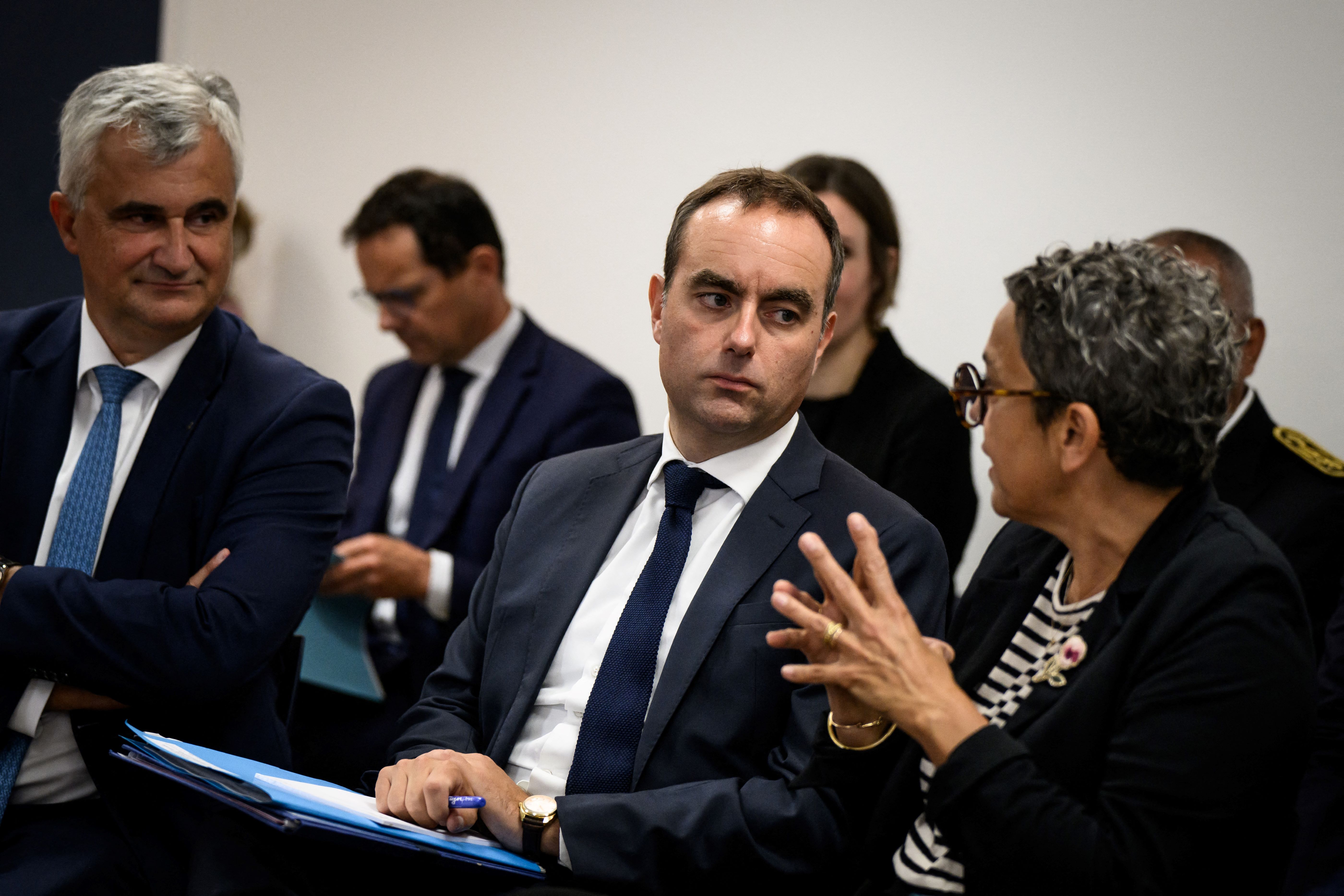 Lecornu gèle les frais de communication de l'Etat, veut les réduire de 20% en 2026