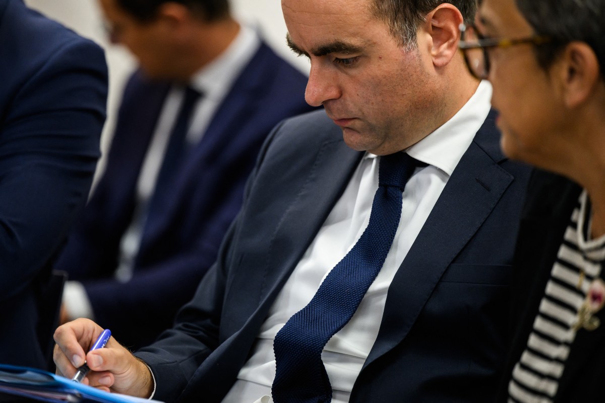 Lecornu recevra les socialistes mercredi, annonce Olivier Faure