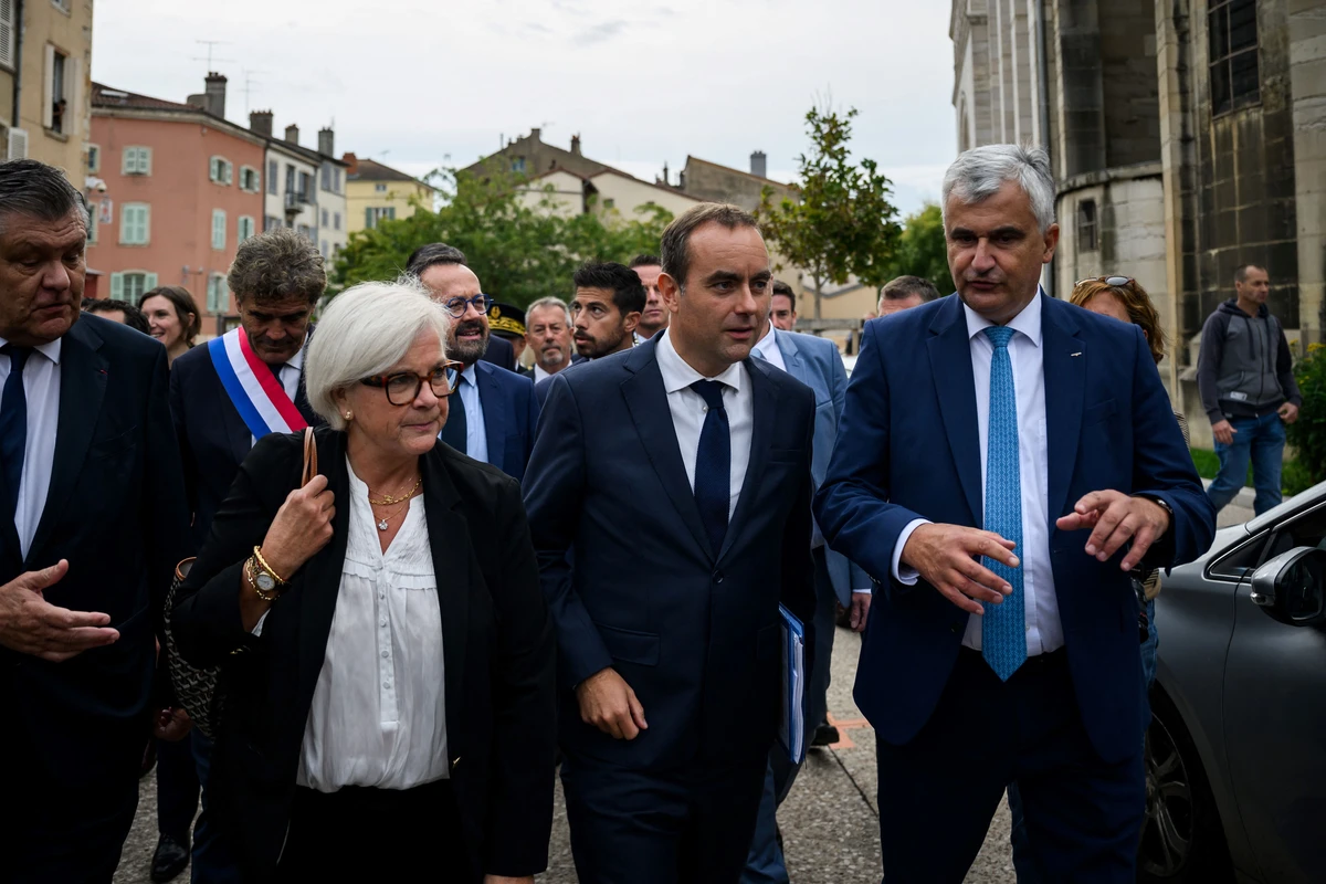 L'intersyndicale à Matignon pour tenter d'arracher des mesures de rupture