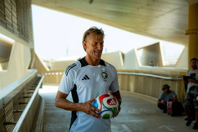 «Tout le pays est derrière nous» : Hervé Renard et l'Arabie saoudite unis dans la conviction de la Coupe du Monde