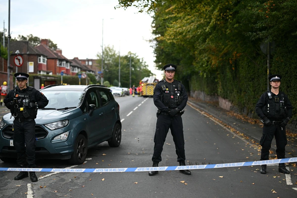 Deux morts dans un attentat devant une synagogue à Manchester