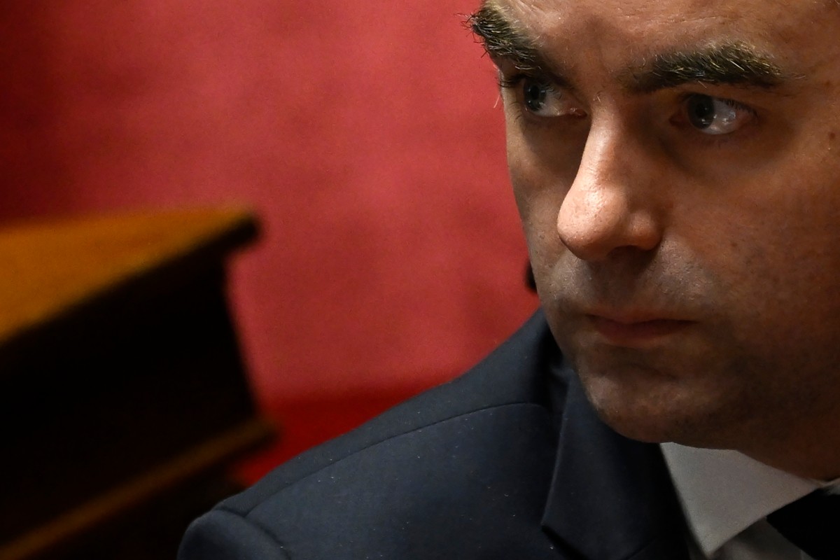 Macron a reçu Larcher, Braun-Pivet et Lecornu en pleine recherche de compromis sur le budget