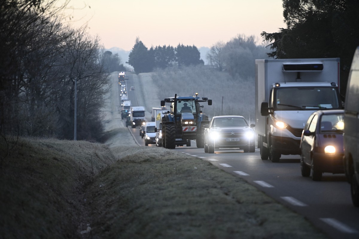 Dans le Sud-Ouest, des agriculteurs prennent la route de Paris pour être «écoutés»