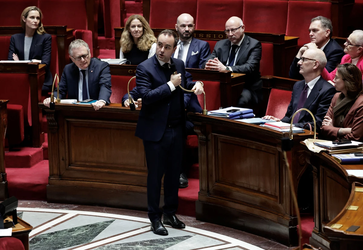 Lecornu éloigne la censure et veut tourner la page du budget