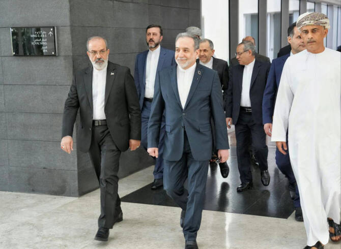 Nucléaire: le chef de la diplomatie iranienne à Genève pour négocier avec Washington