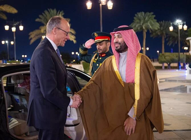 Le prince héritier saoudien reçoit le chancelier allemand Friedrich Merz à Riyad