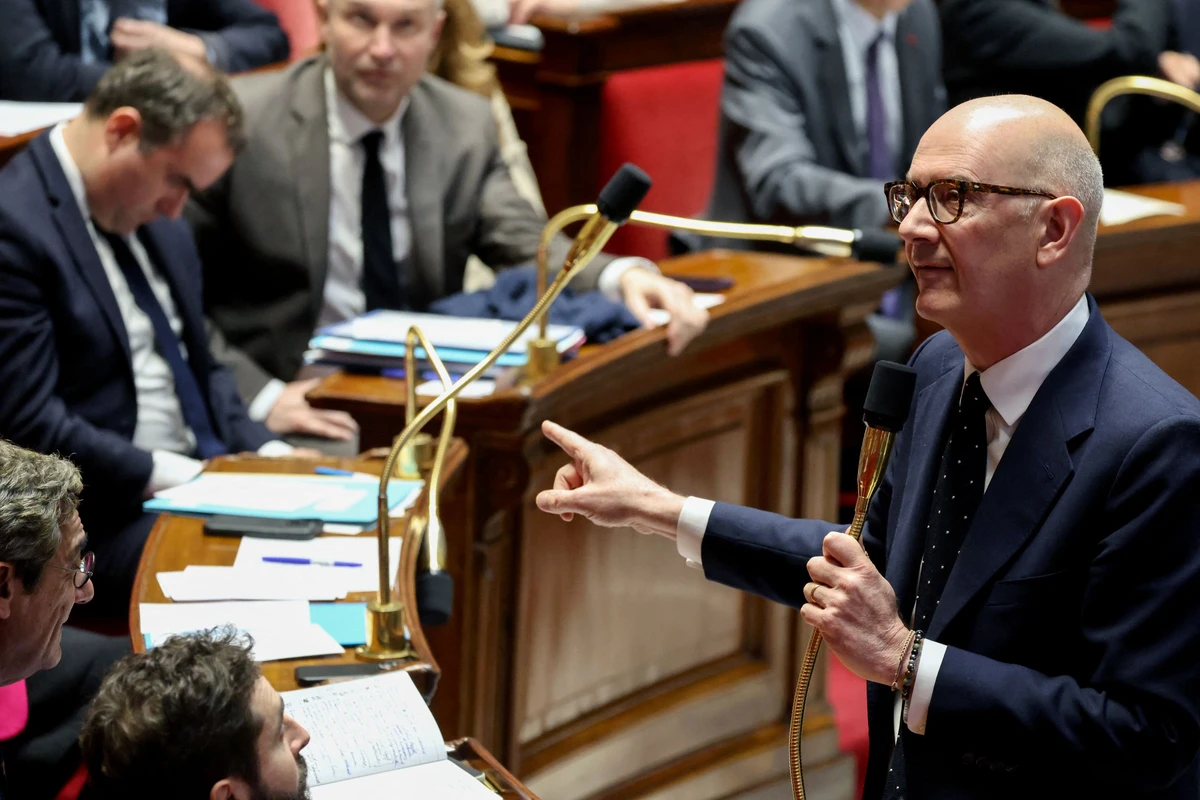 Energie: le gouvernement veut lever le pied sur l'éolien terrestre et le solaire