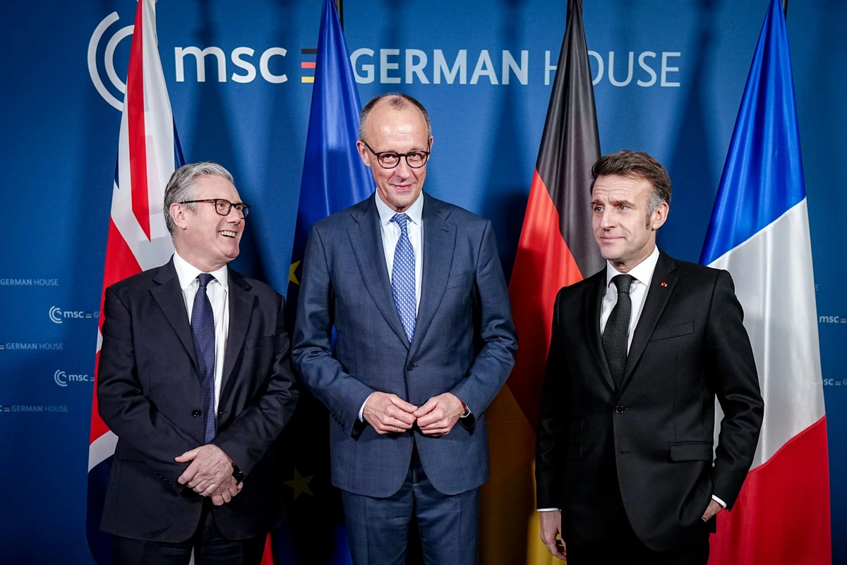 Merz et Macron évoquent leur discussion sur la dissuasion nucléaire avant un discours français