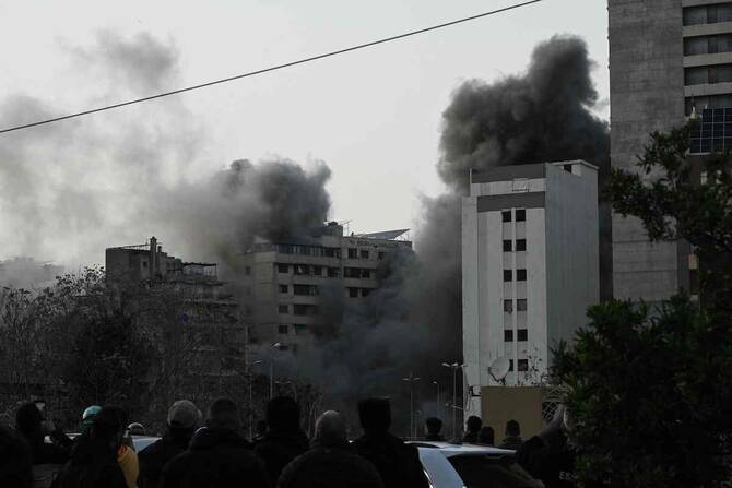 Liban: nouvelle frappe en plein jour sur Beyrouth, Israël menace de «prendre des territoires»