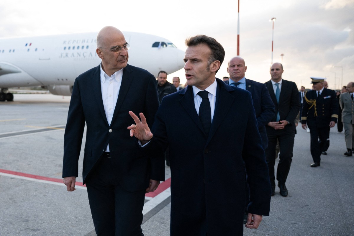 Après Chypre, Macron sur le Charles de Gaulle pour souligner l'important déploiement militaire français