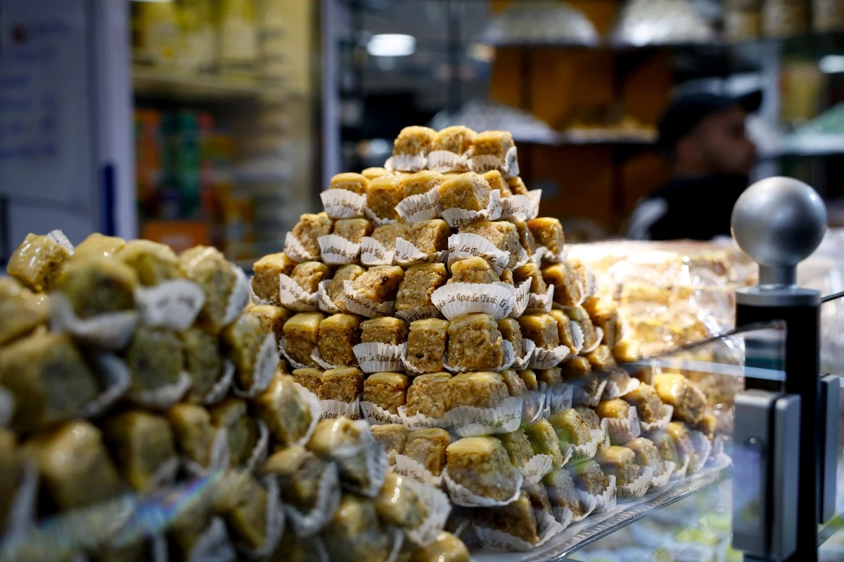 Dans le quartier de Belleville à Paris, un ramadan entre ferveur et inquiétude