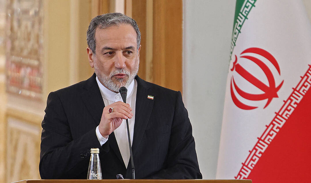 Le chef de la diplomatie iranienne accuse depuis Saint-Pétersbourg les Etats-Unis de l'échec des discussions au Pakistan