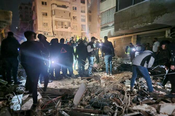 Liban: Israël vise un commandant de haut rang du Hezbollah dans la banlieue de Beyrouth