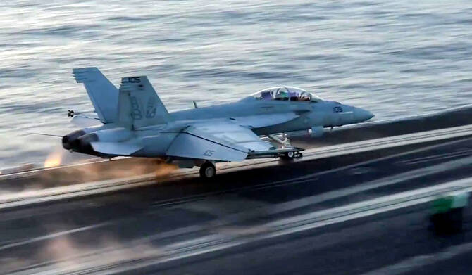 Les Etats-Unis frappent l'Iran malgré les progrès des négociations