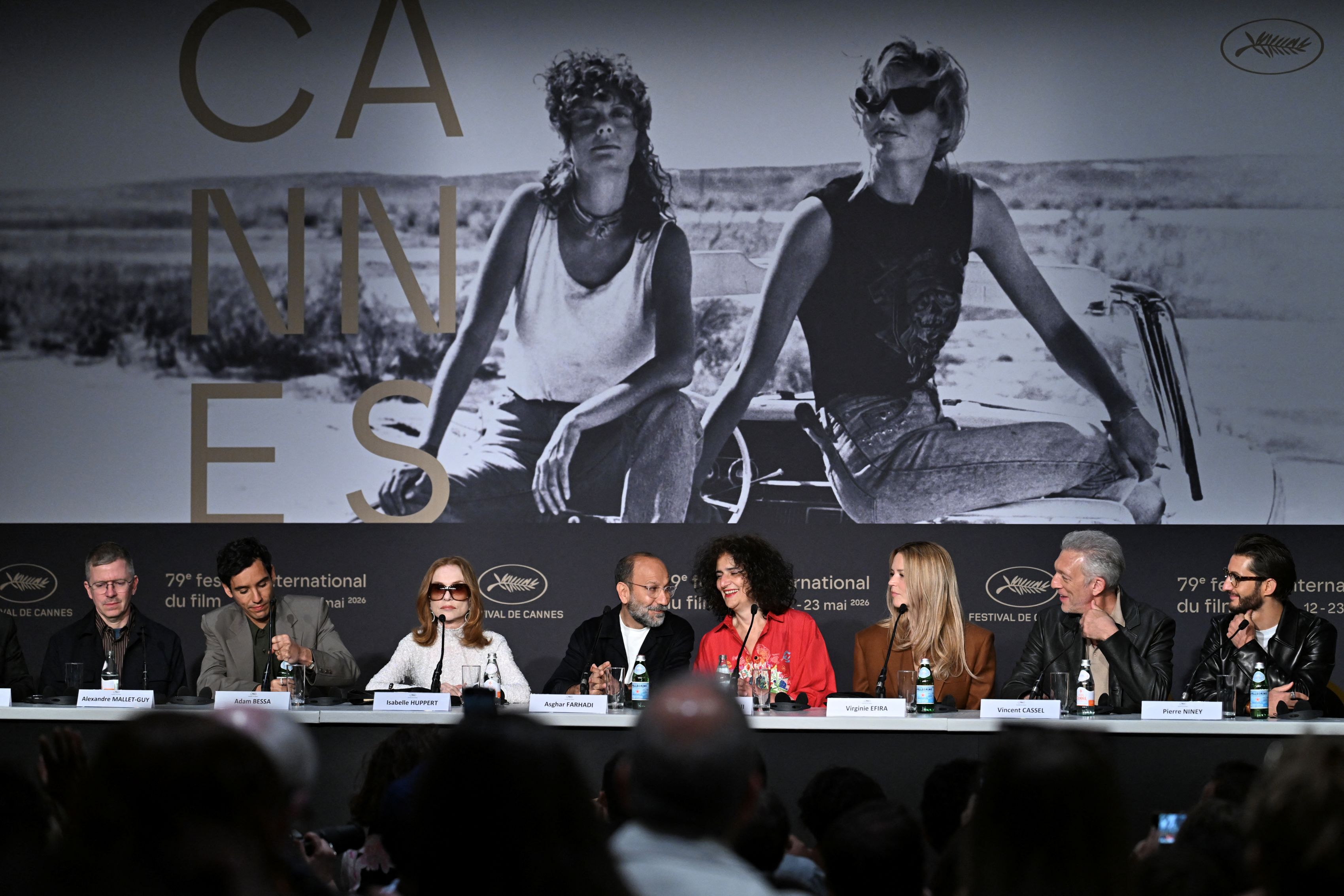 Festival de Cannes: des stars en nombre, la compétition s'accélère