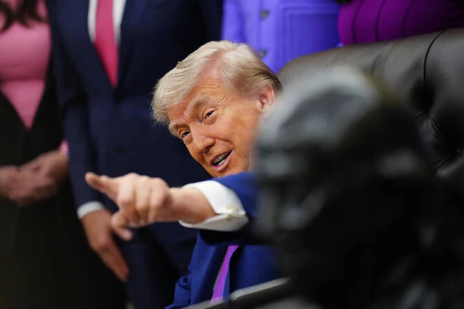 Le cessez-le-feu ne tient qu'à un fil pour Trump, l'Iran se dit prêt à riposter