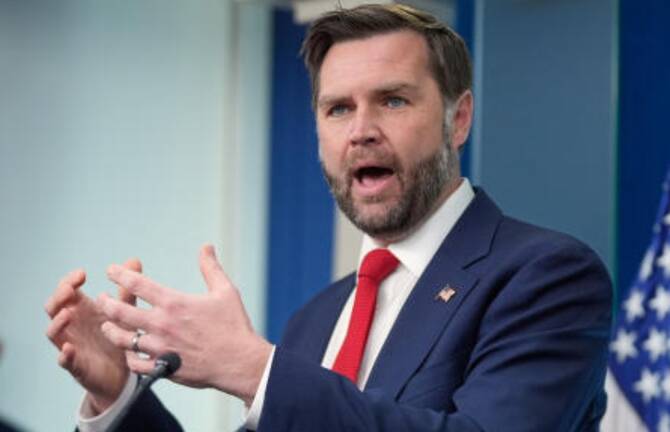 Vance lance un avertissement aux critiques de Trump en Israël