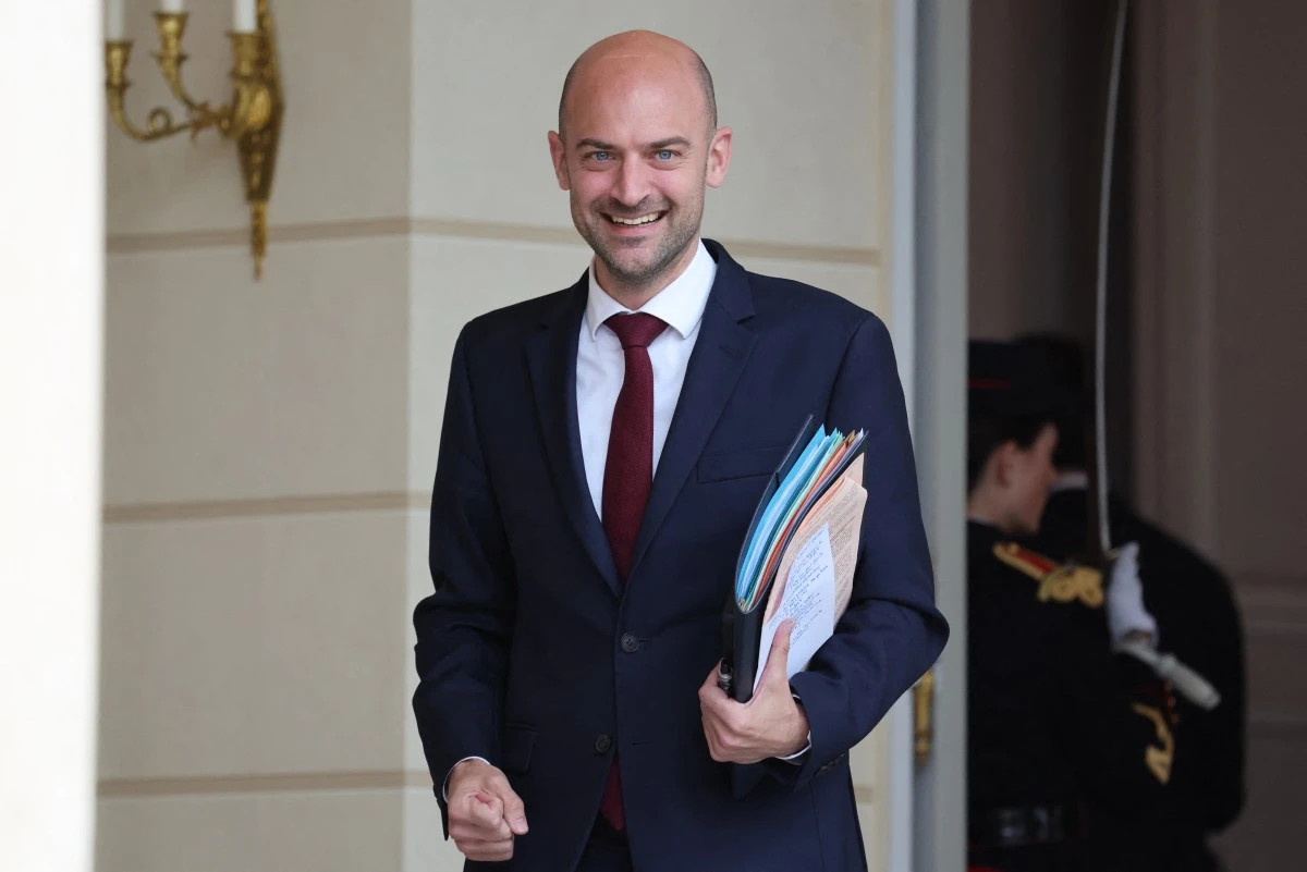 Barrot rencontre son homologue qatari, Paris réaffirme son opposition à un rôle syrien au Liban