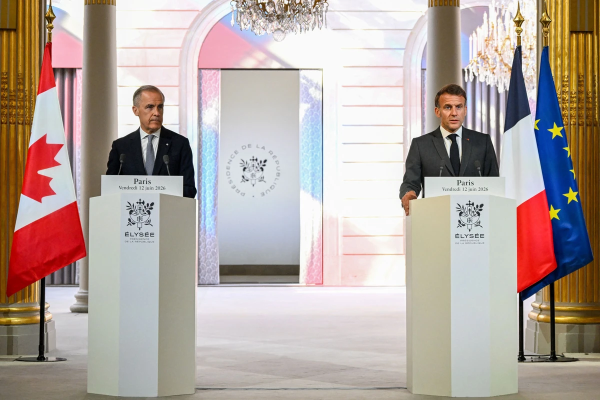 Macron et Carney saluent le rapprochement du Canada et de l'Europe face à Trump