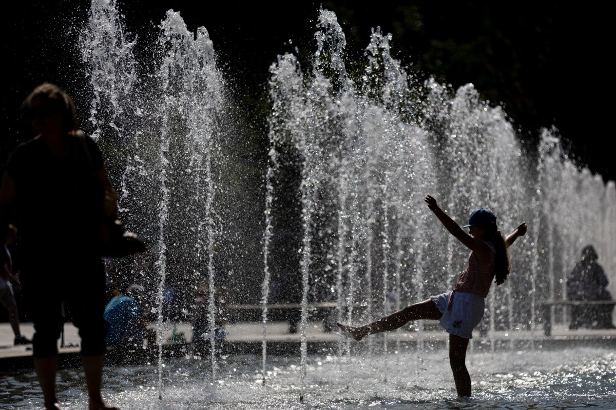 Canicule: Pécresse recommande aux voyageurs de «ne pas se déplacer» et de privilégier le télétravail