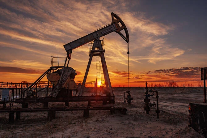 Le pétrole remonte au-dessus de 95 dollars à cause des hostilités au Moyen-Orient