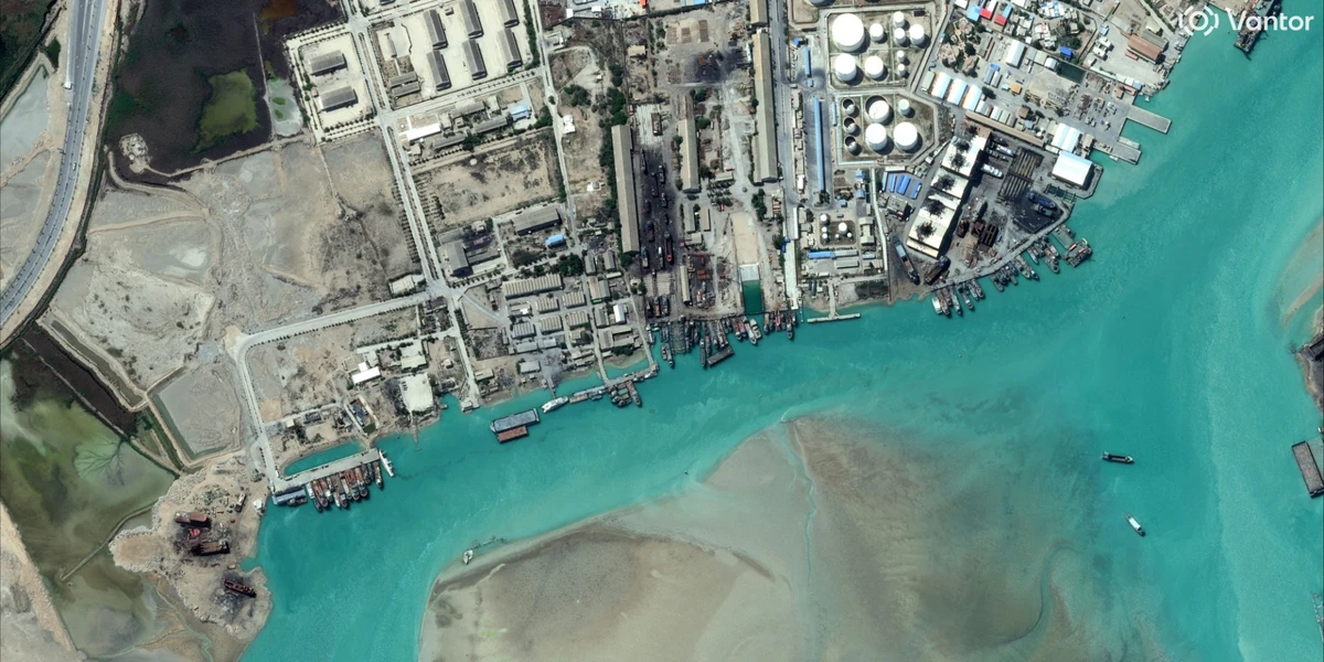 Iran: une agence de presse fait état d'explosions à Bouchehr, dans le sud-ouest du pays