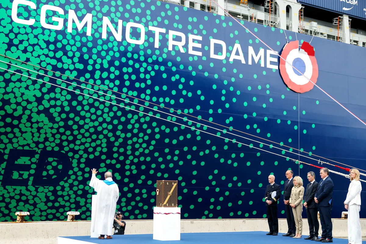 Transport maritime: CMA CGM inaugure le "Notre-Dame", plus grand porte-conteneurs français