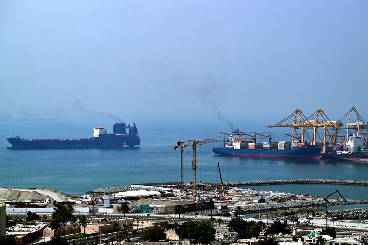 Nouveaux échanges de frappes au Moyen-Orient, Washington reprend son blocus des ports iraniens