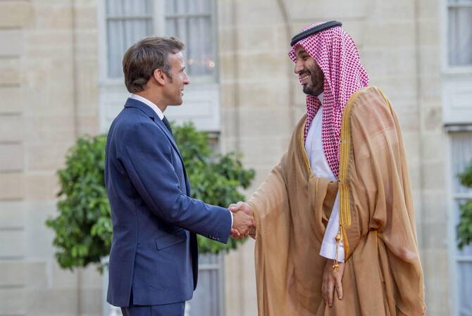 La visite du prince héritier à Paris souligne son rôle diplomatique clé