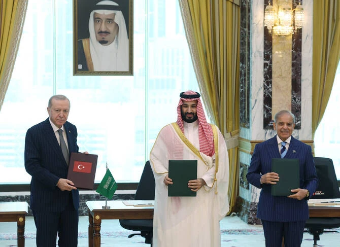 L’Arabie saoudite, la Turquie et le Pakistan signent l’accord de défense conjoint de La Mecque