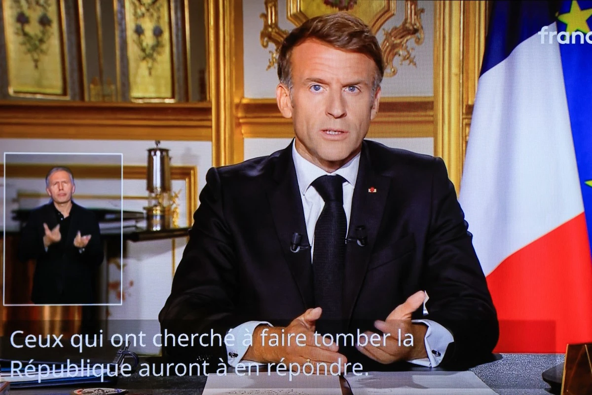 Violences en France : Macron admet des «défaillances» et demande à la police de nouvelles méthodes