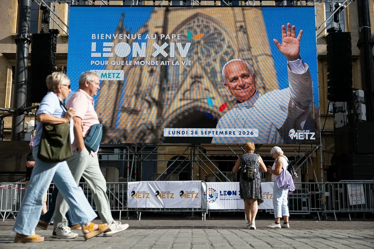 Avec une popularité confortée, le pape Léon XIV achève à Metz sa visite en France