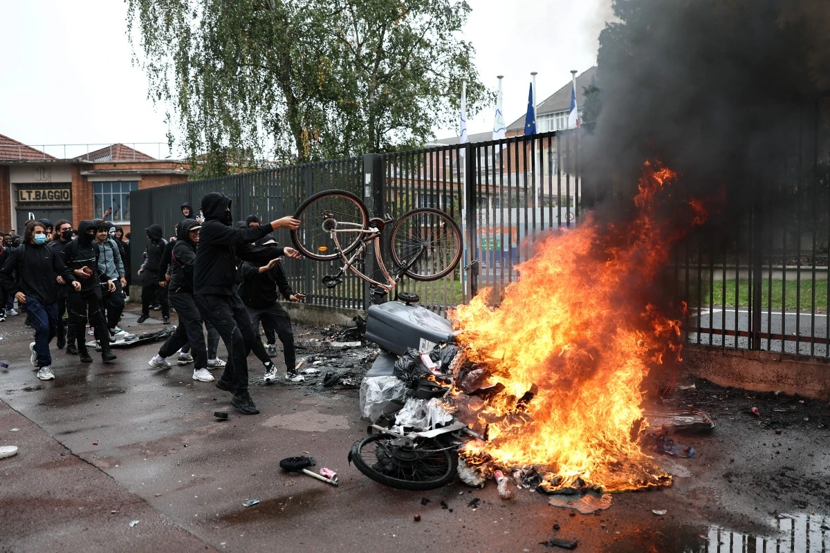 A Paris, «moins d'une dizaine» de lycées concernés par des «tentatives de blocages», selon le rectorat